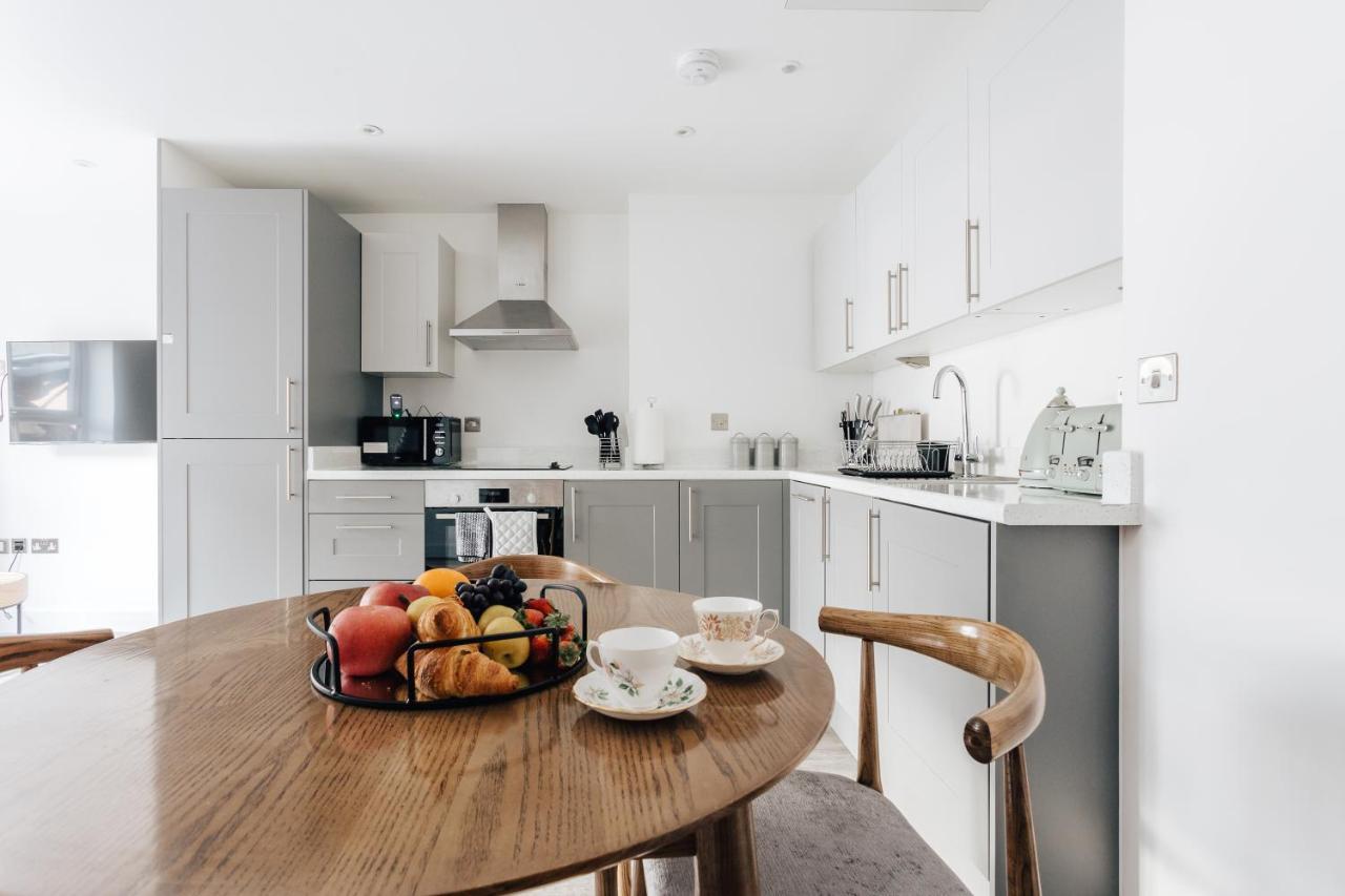 Lovely One Bed Duplex Flat บอร์นมัธ ภายนอก รูปภาพ